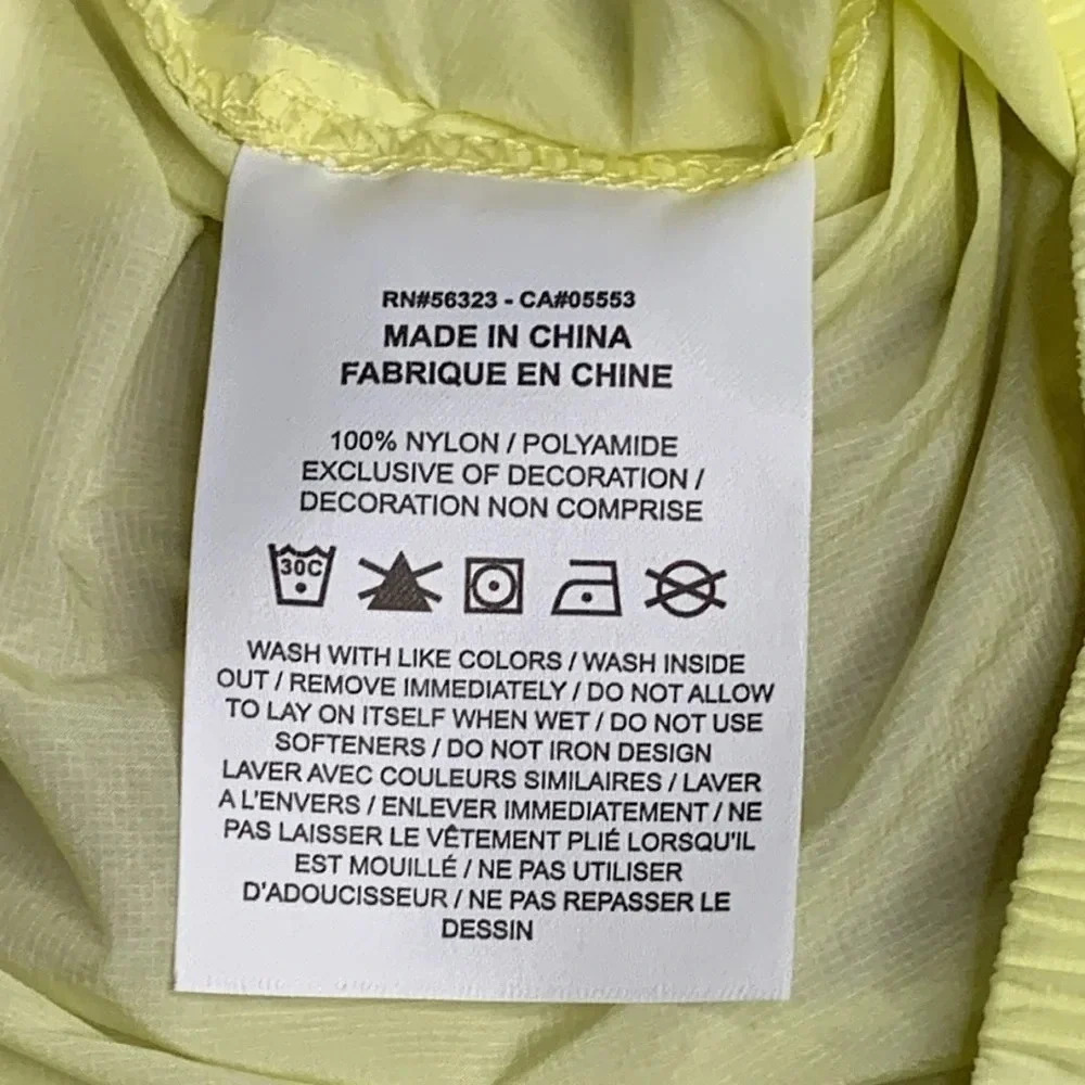 Nike Embroidered Shorts Yellow Women’s Size M NWT - Picture 13 of 13
